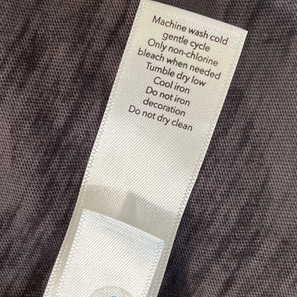 Athlete Girl "Daily shirt in Camo” - Picture 2 of 6